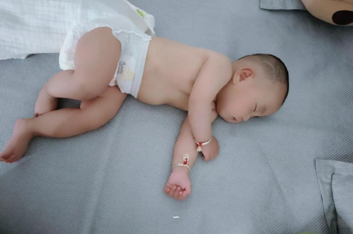 铜陵宝宝肠胀气的症状